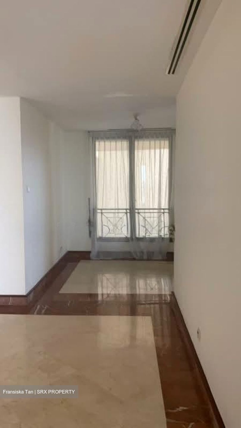 Pebble Bay (D15), Condominium #557978991